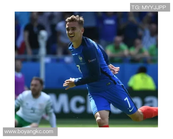 现役足球明星帅气风采大盘点谁是你心目中的足球型男 现役足球明星帅气风采大盘点谁是你心目中的足球型男