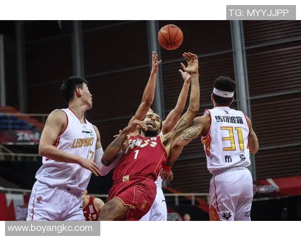 深圳篮球队中路突破战术分析及其对比赛结果的影响探讨