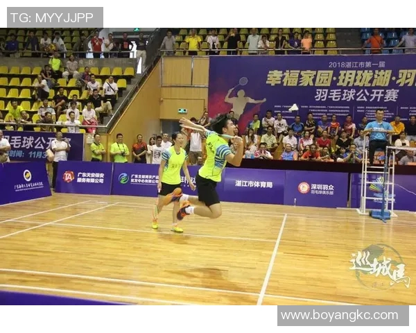 成都羽毛球队与杭州羽毛球队赛后复盘分析灵活性表现与战术对比 成都羽毛球队与杭州羽毛球队赛后复盘分析灵活性表现与战术对比